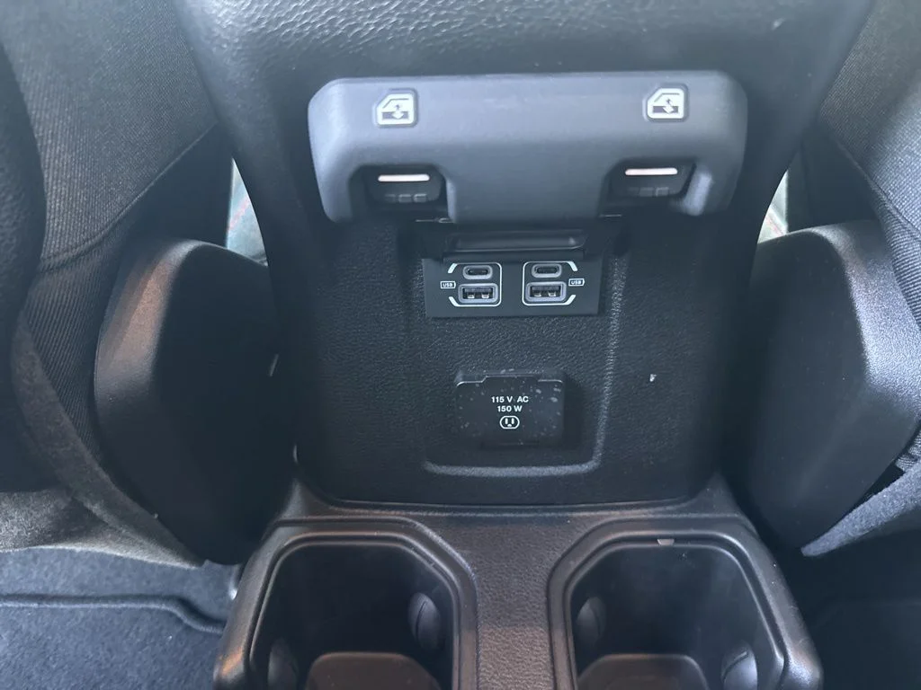 Used 2024 White Jeep Rubicon image 13