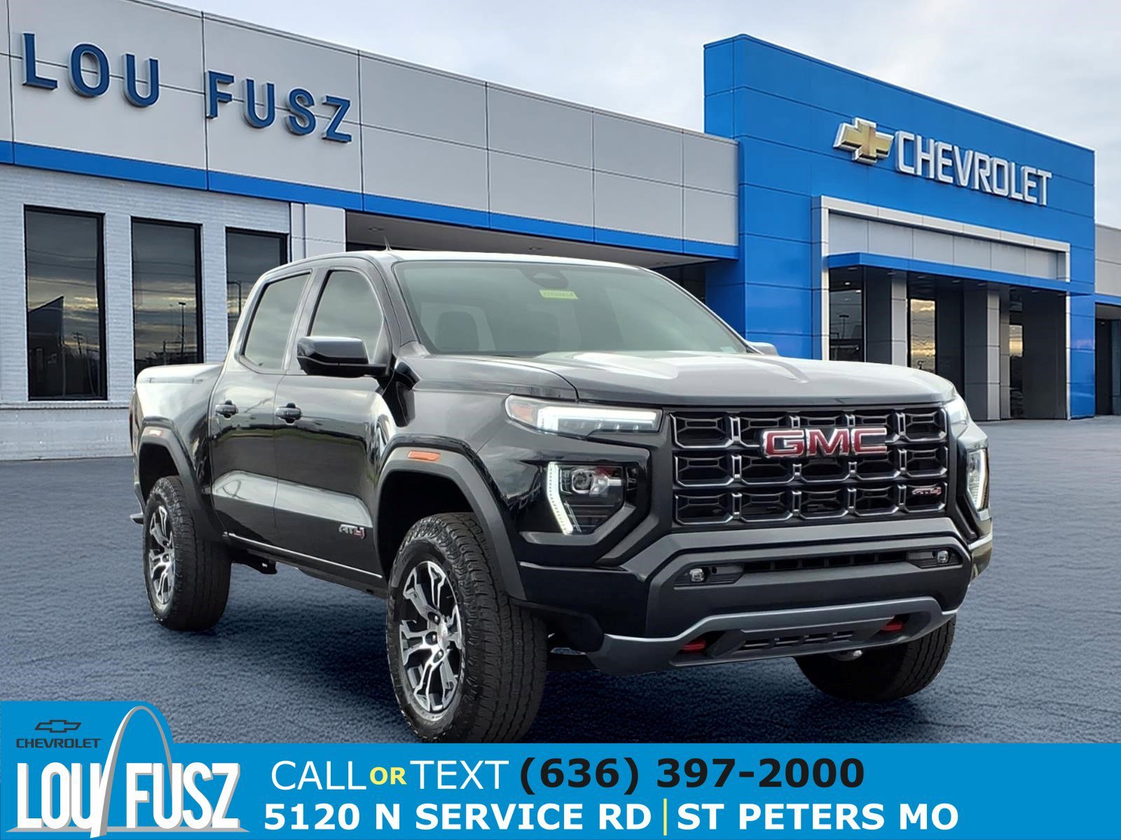 2023 GMC Canyon 4WD AT4 Crew Cab Short Box's photo