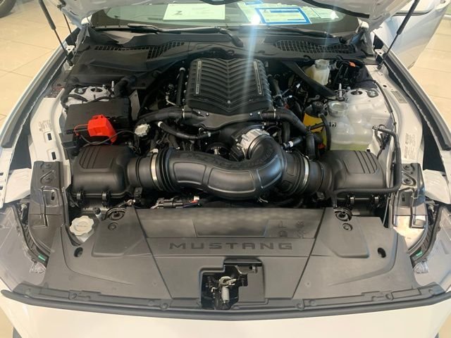 New 2025 Oxford White Ford Shelby GT 350 image 44