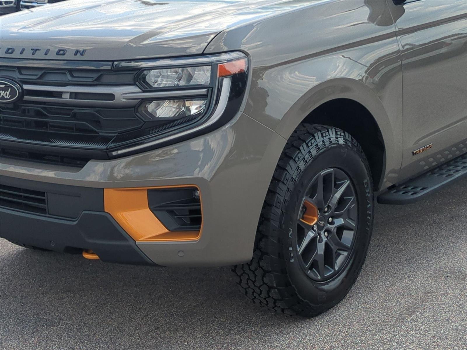 New 2026 Marsh Gray Ford Tremor® image 9