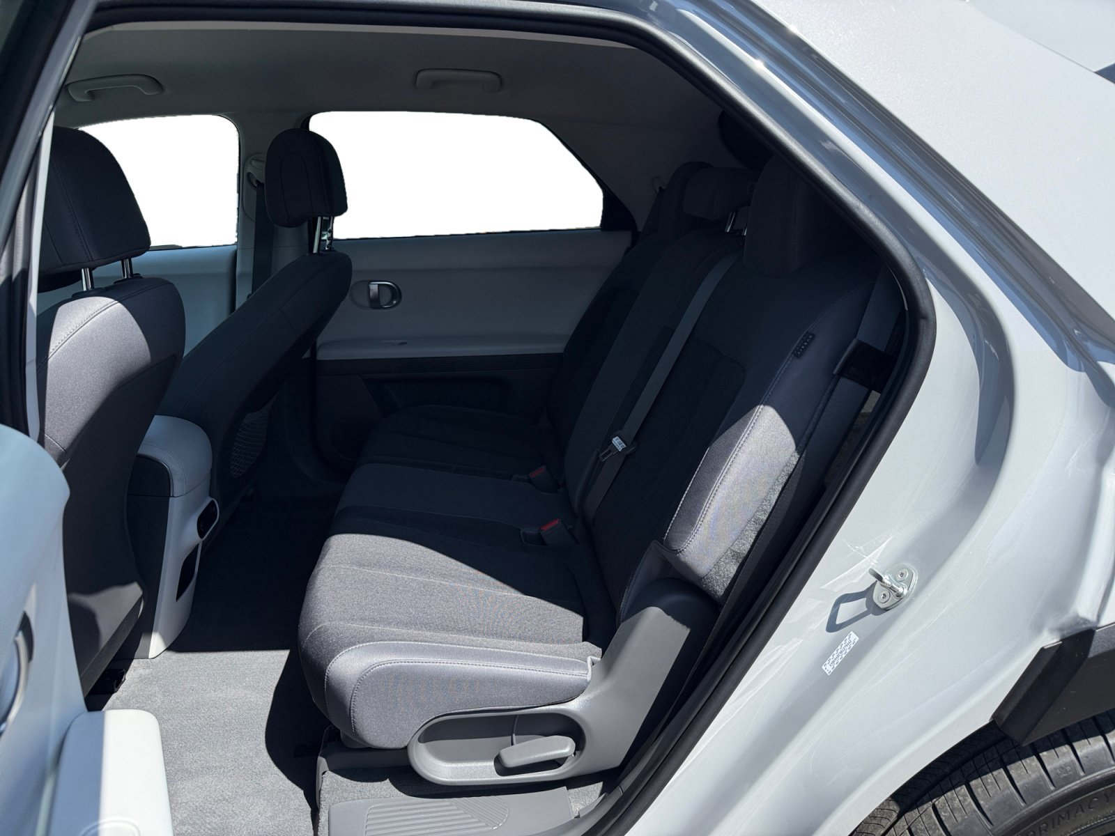 Used 2024 Cyber Gray Hyundai SEL image 16