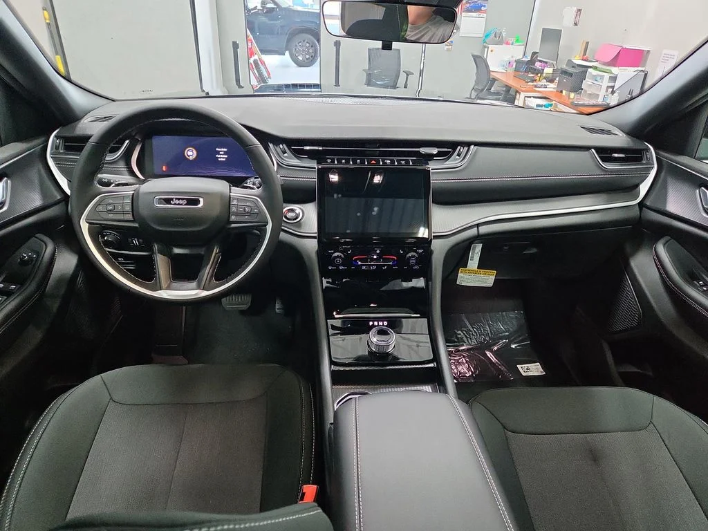 New 2027 High Gloss Black Jeep Laredo X image 14