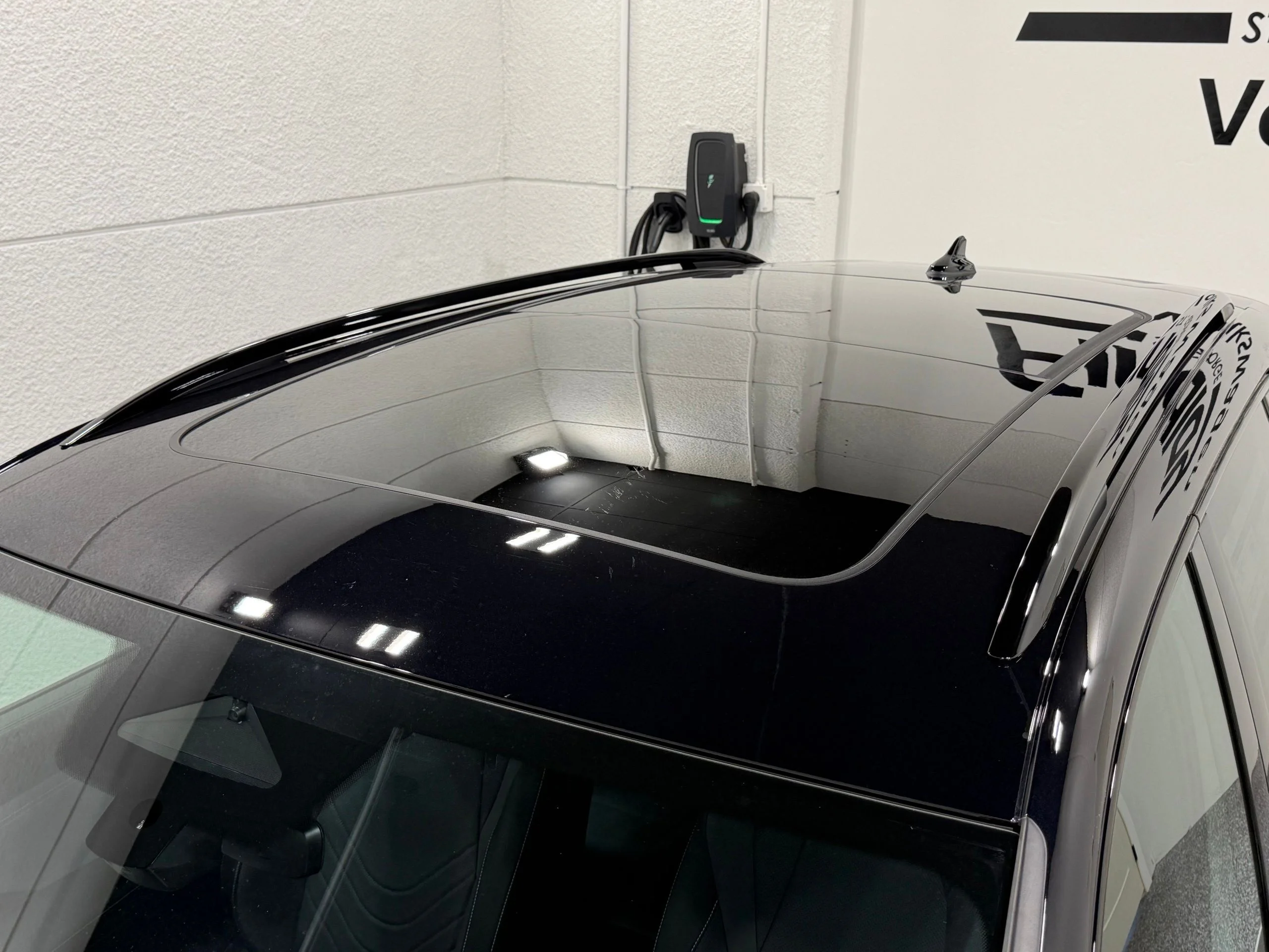 New 2026 White Volkswagen SE R-Line Black image 19