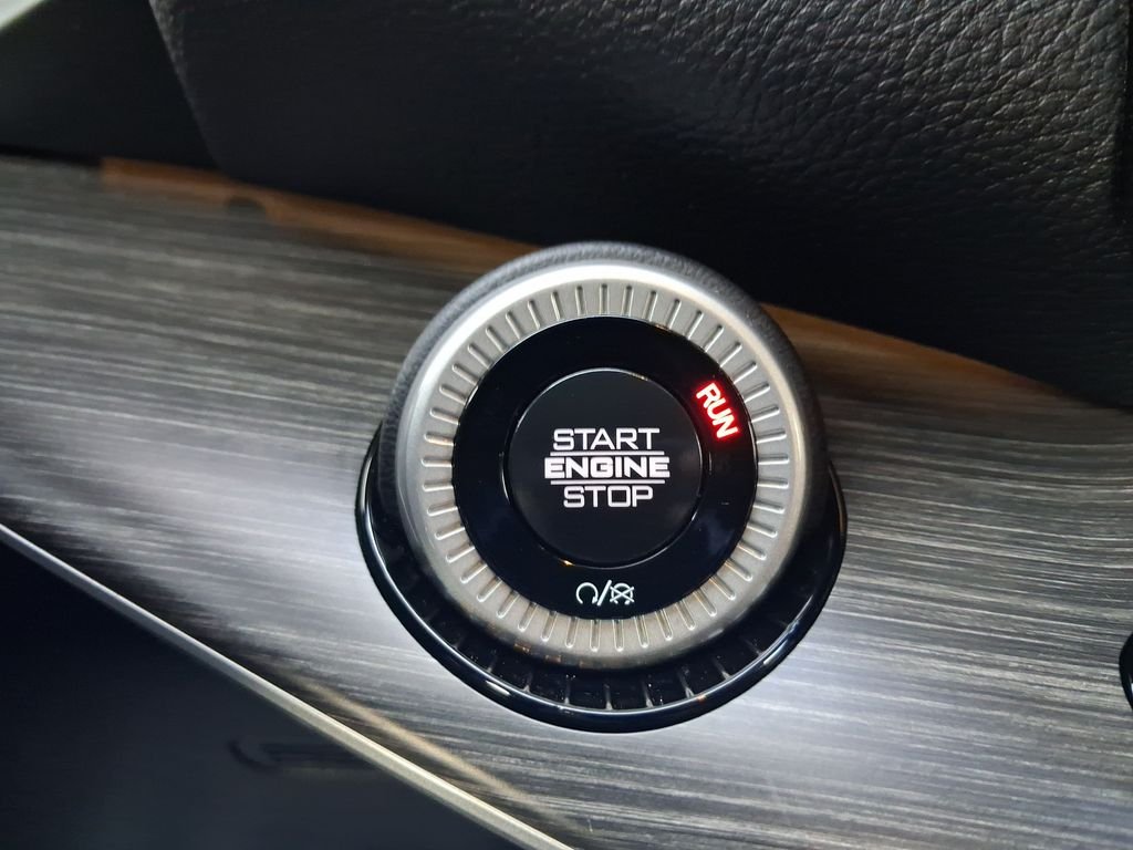 Used 2024 White Jeep Series II image 17