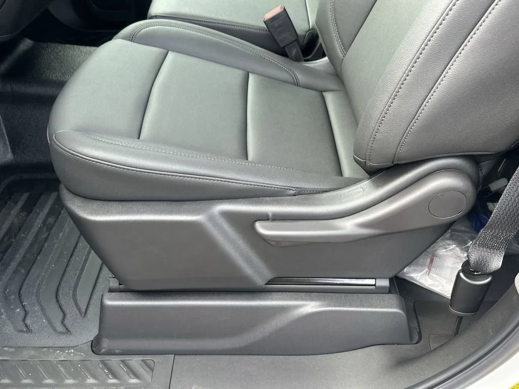 2025 GMC Sierra 1500 Pro - Photo 12