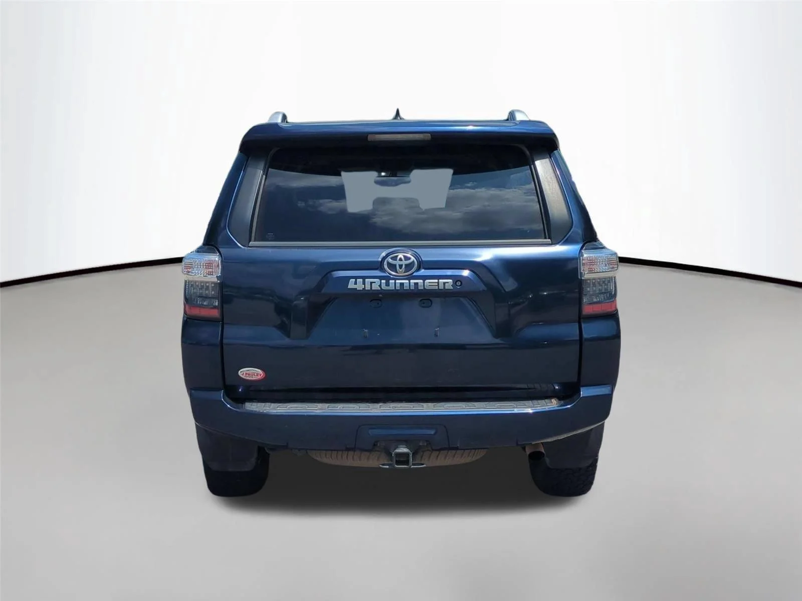 Used 2018 Nautical Blue Metallic Toyota SR5 Premium image 4