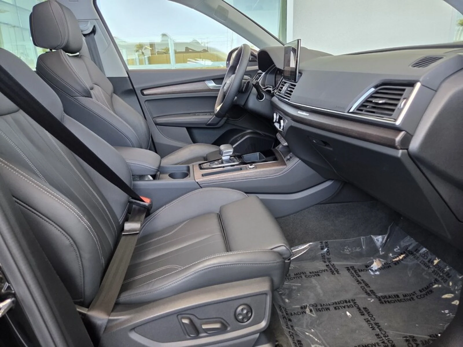 Used 2025 MYTHOS BLACK MET Audi S line Premium Plus image 19