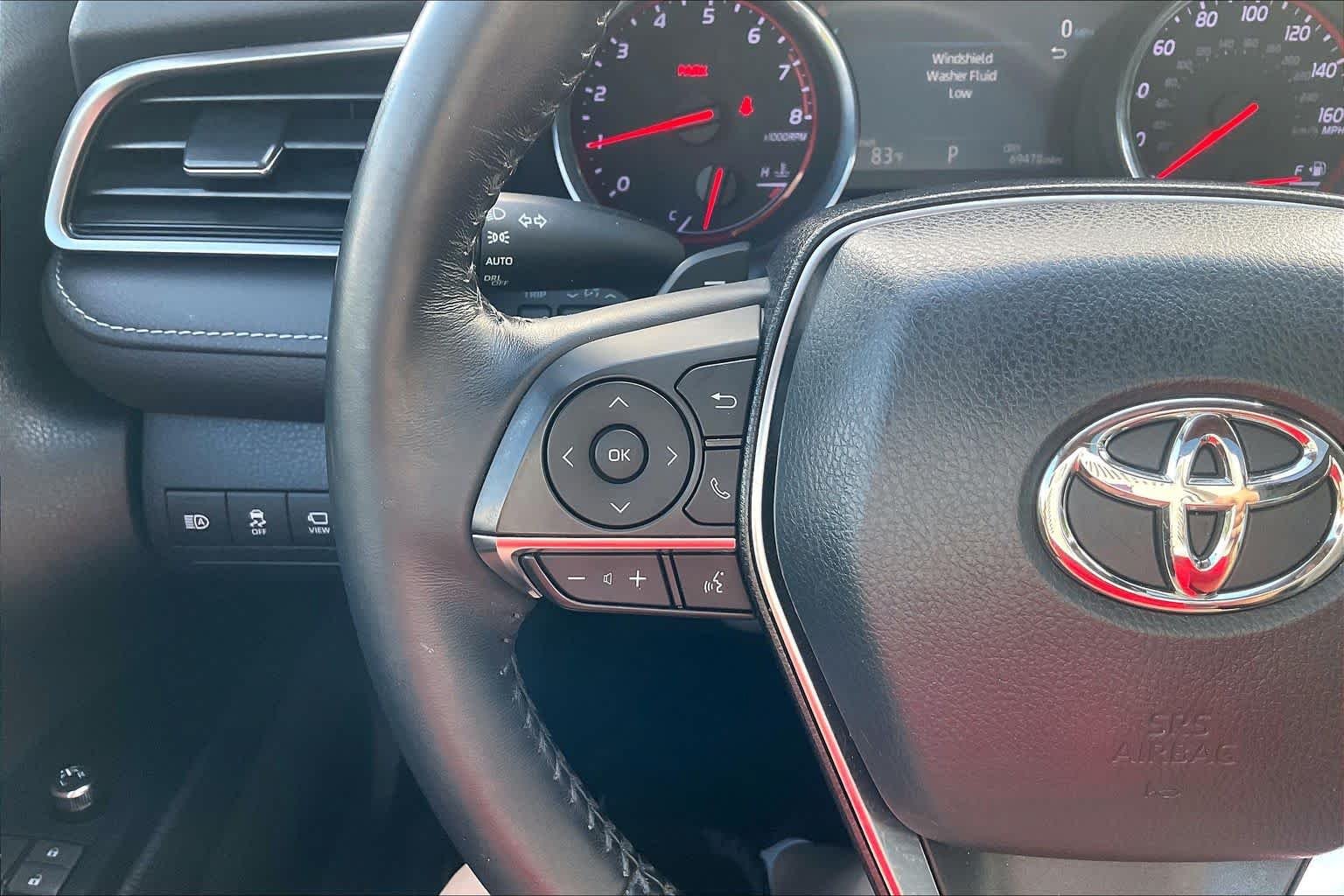 Used 2020 Wind Chill Pearl/Midnight Black Metallic Toyota XSE V6 image 21