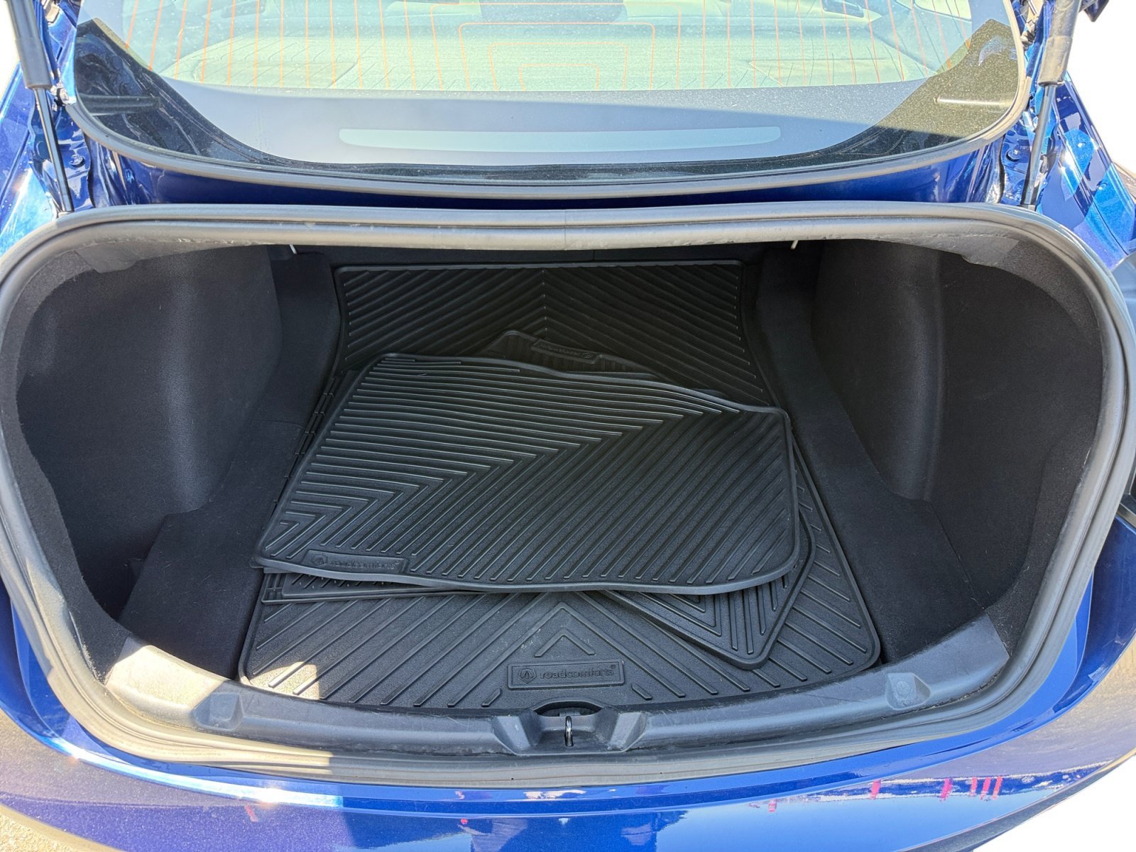 Used 2020 Deep Blue Metallic Tesla Standard Range Plus image 17