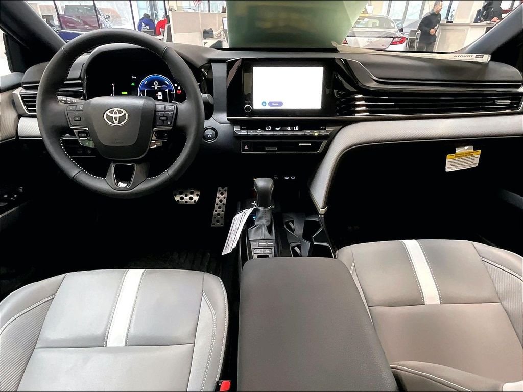 New 2026 Ocean Gem Toyota SE image 12