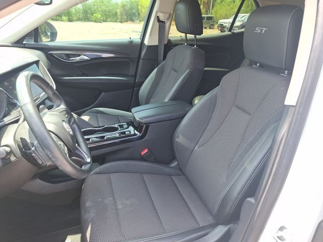 Used 2022 White Buick Preferred image 9