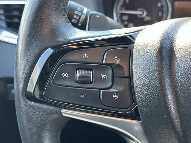 Used 2023 Black Buick Essence image 22