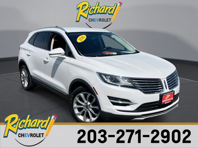 2016 Lincoln MKC Select AWD's photo