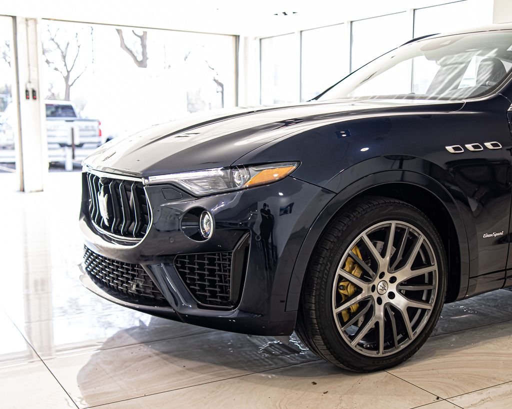 Used 2019 White Maserati S GranSport image 4