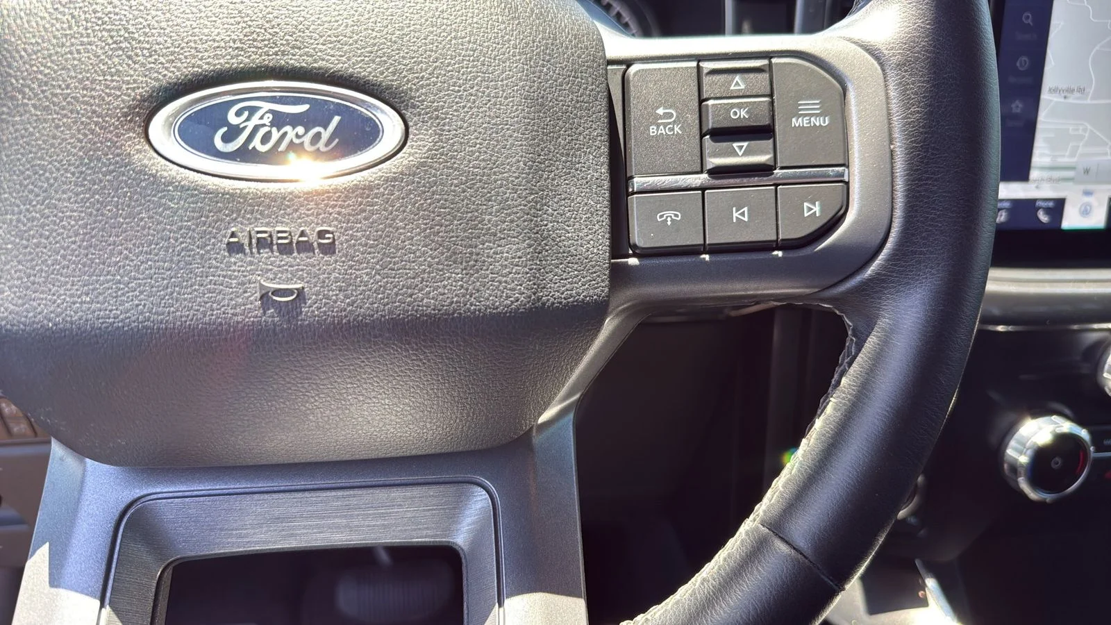 Used 2023 White Ford XLT image 12