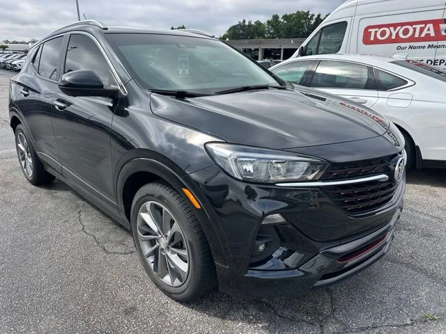 Used 2022 Black Buick Select image 1