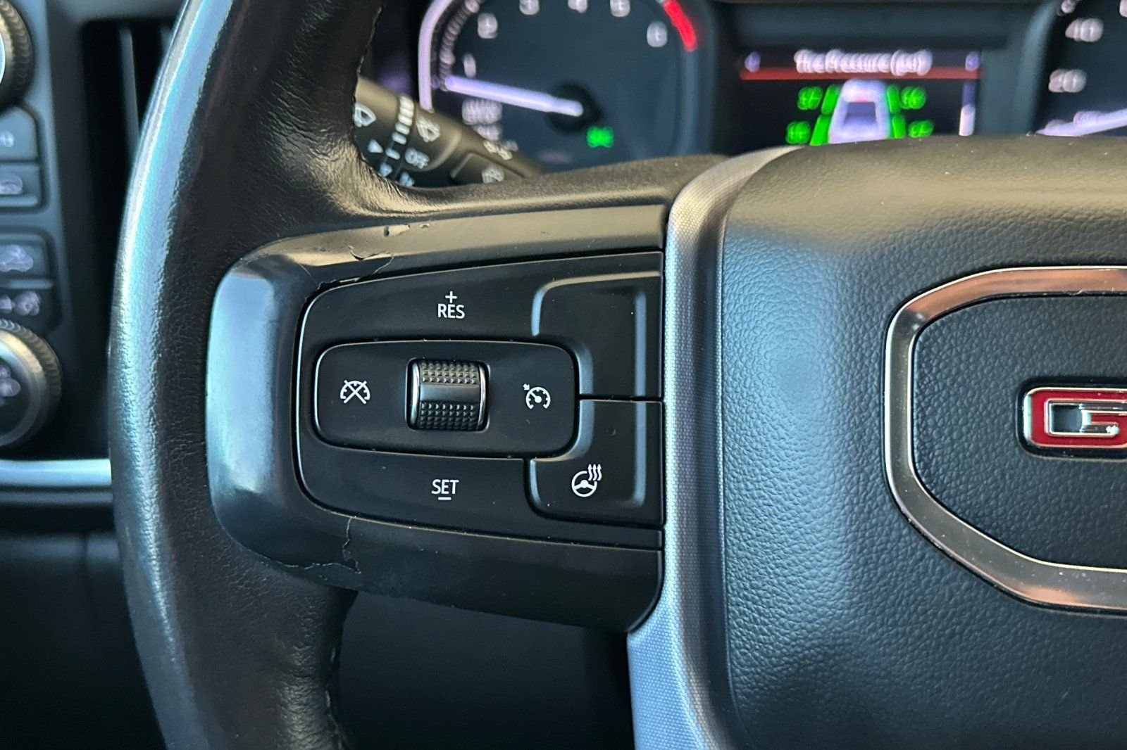 Used 2020 Black GMC Elevation image 24