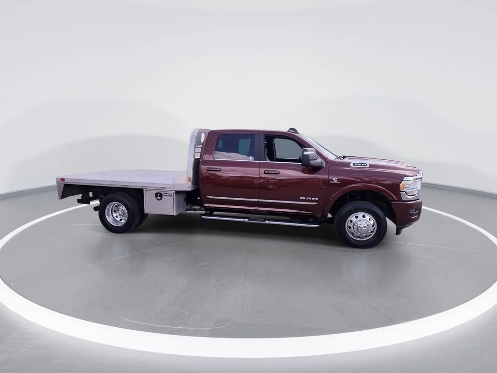 Used 2024 Red Ram Limited image 9
