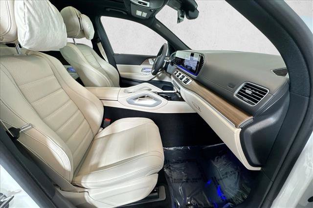 New 2026 Polar White Mercedes-Benz GLS 580 image 57