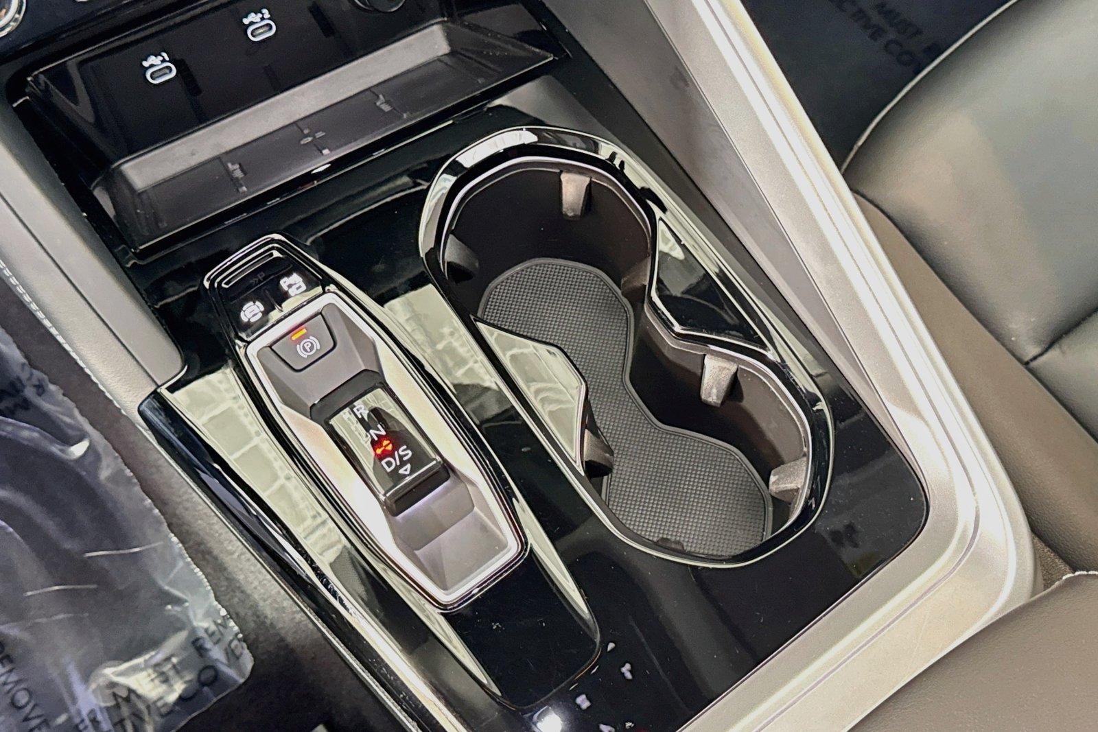 Used 2025 Tambora Gray Metallic Audi Premium Plus image 15