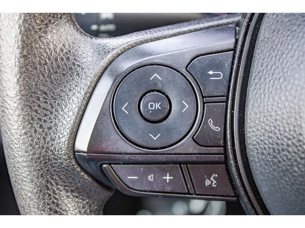 Used 2024 Magnetic Gray Metallic Toyota Hybrid XLE image 36
