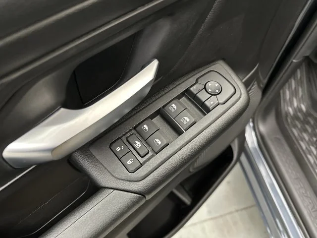 New 2027 Forged Blue Metallic Exterior Paint RAM Warlock image 18