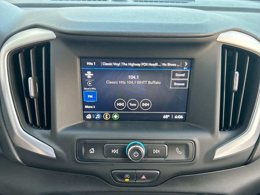 Used 2023 Red GMC SLE image 18