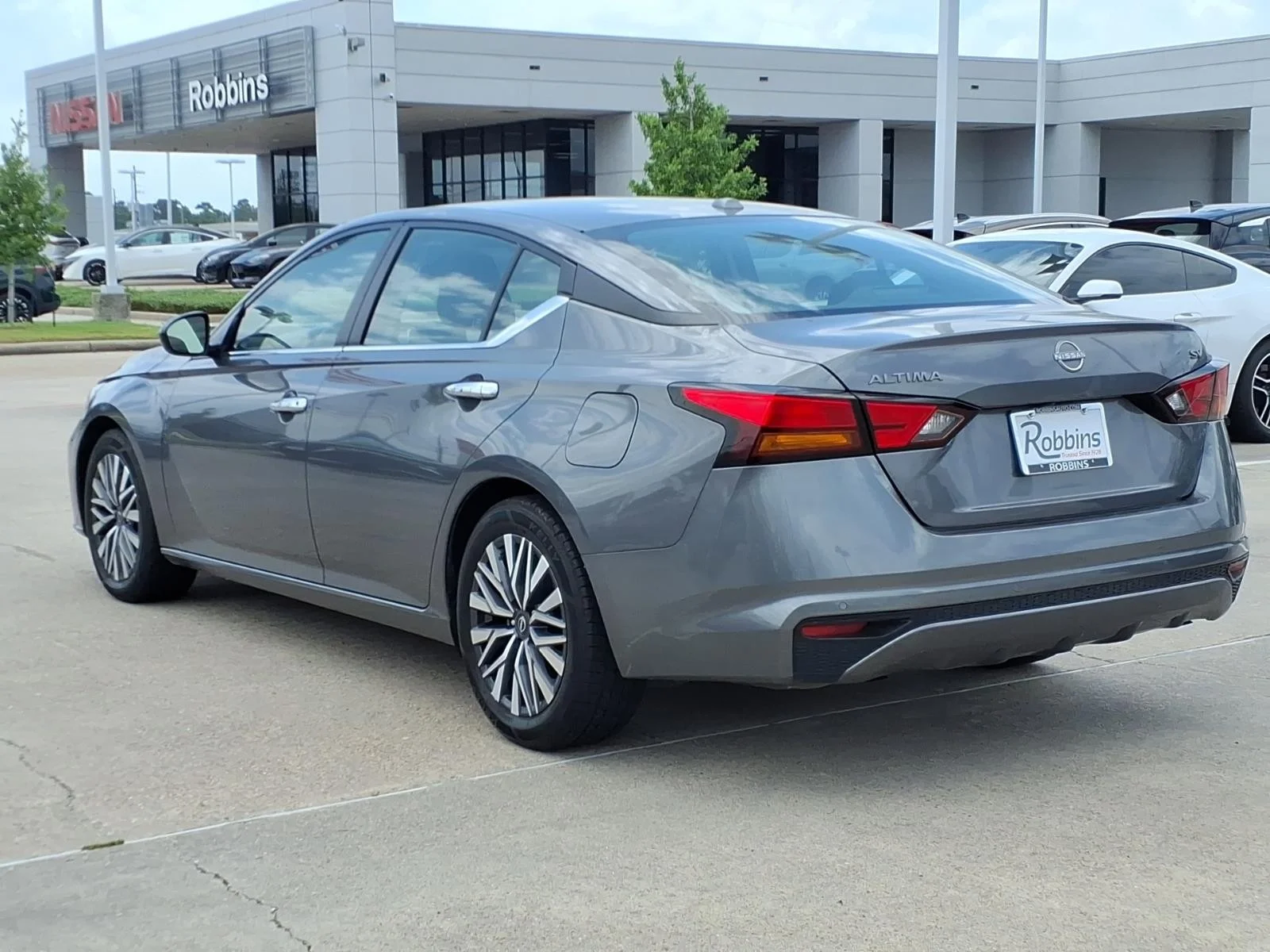 2024 Nissan Altima 2.5 SV Gray at Robbins Nissan