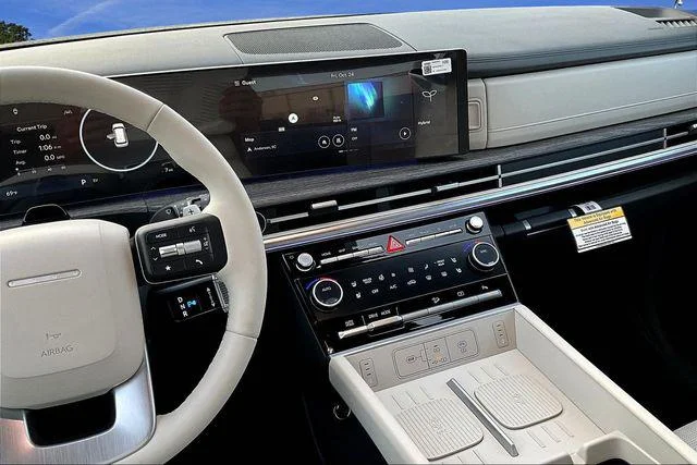 2026 Hyundai Santa Fe Limited - Photo 6