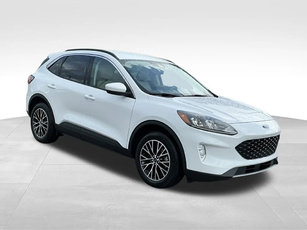 Used 2021 White Ford SEL image 11