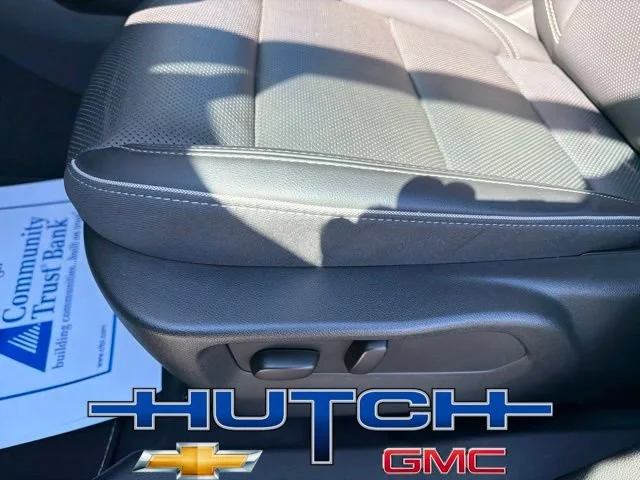 Used 2023 Ebony Twilight Metallic Buick Essence image 25