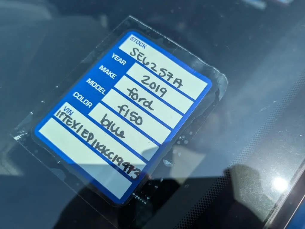 Used 2019 Velocity Blue Ford XL image 11