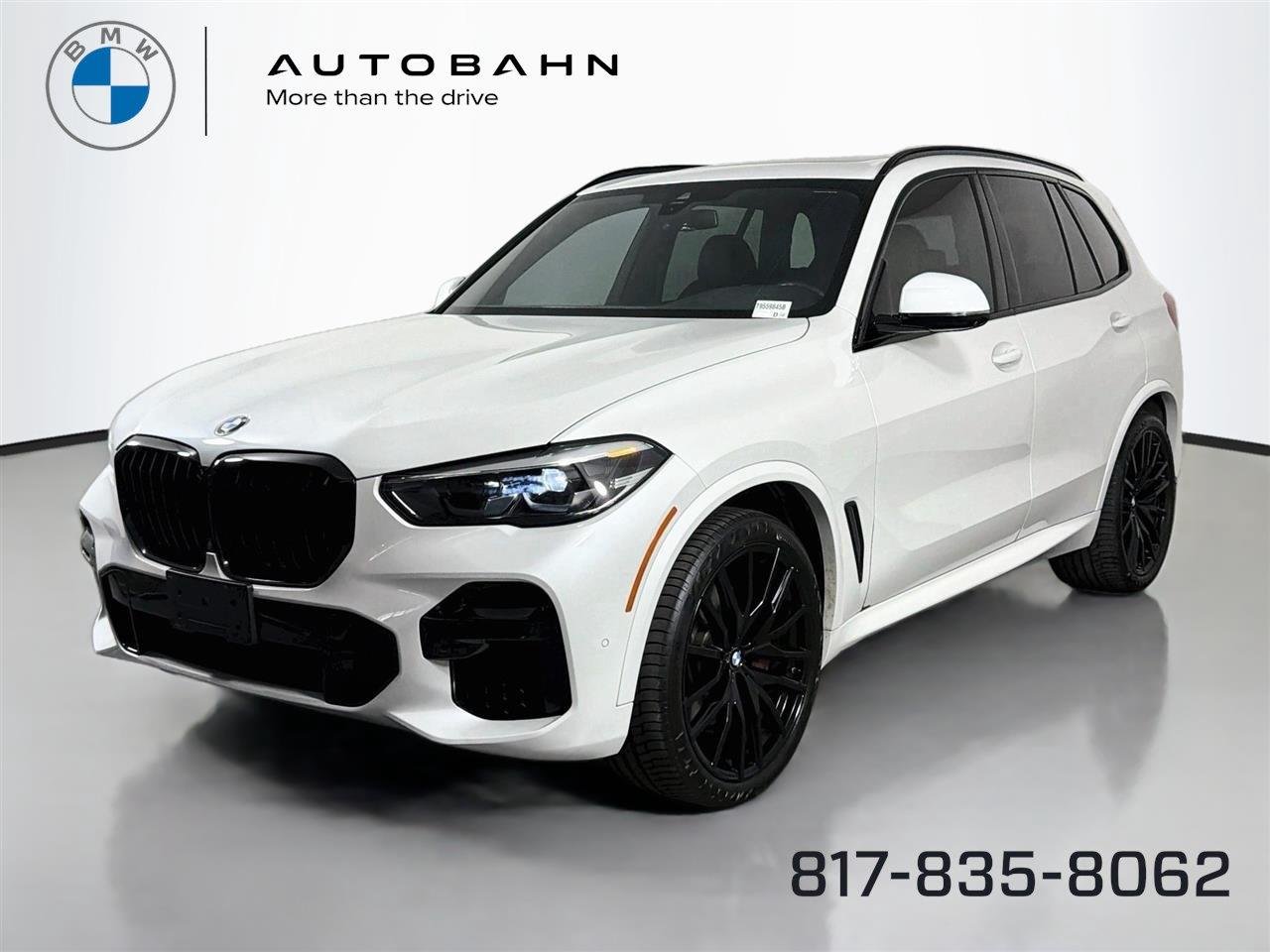 Used 2023 Mineral White Metallic BMW sDrive40i image 1