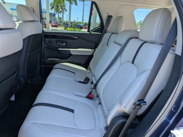 New 2026 Obsidian Blue Pearl Honda RTL image 14
