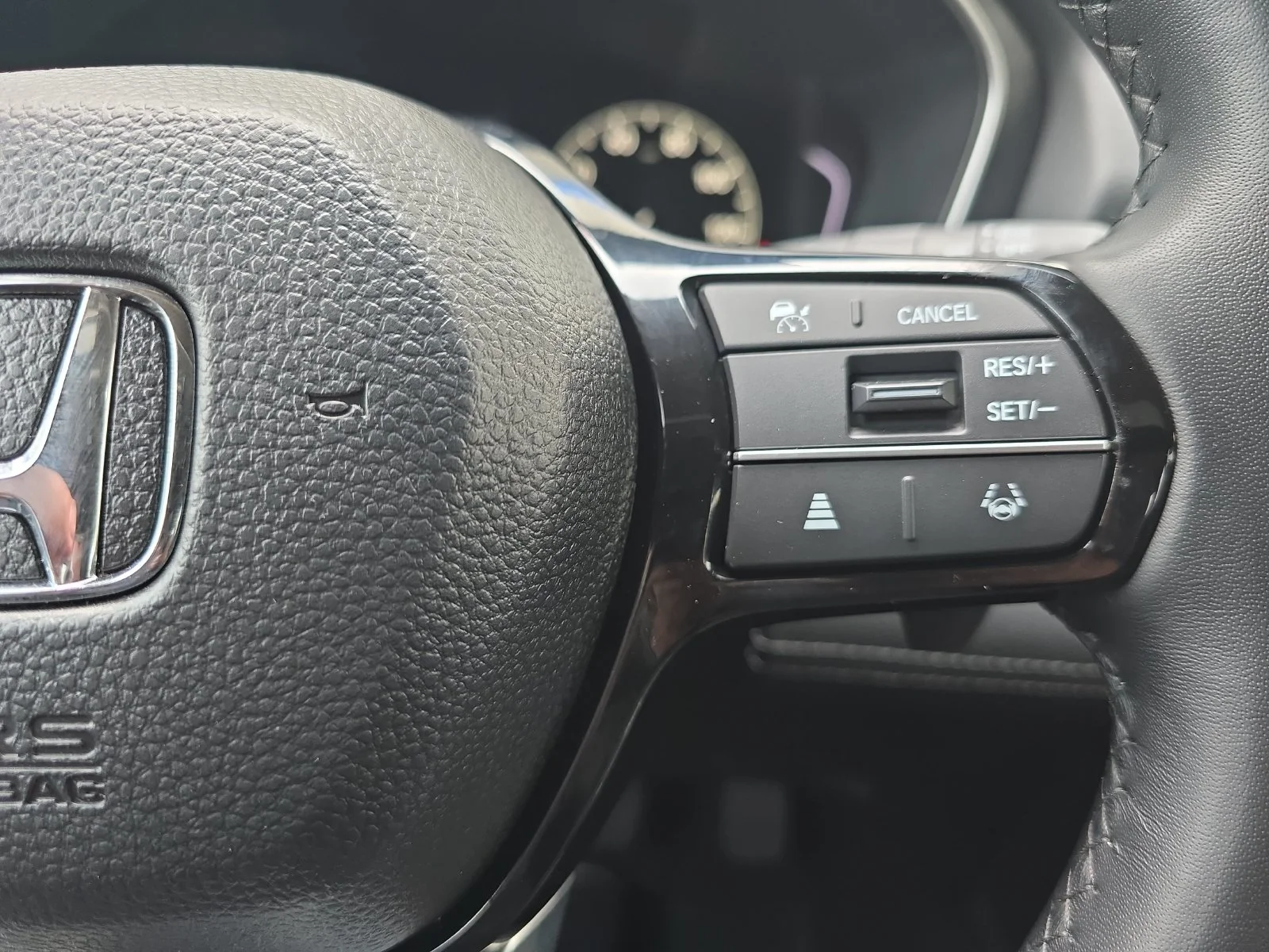 2025 Honda Pilot EX-L - Photo 21