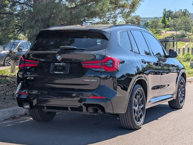 Used 2024 Black Sapphire Metallic BMW xDrive30i image 3