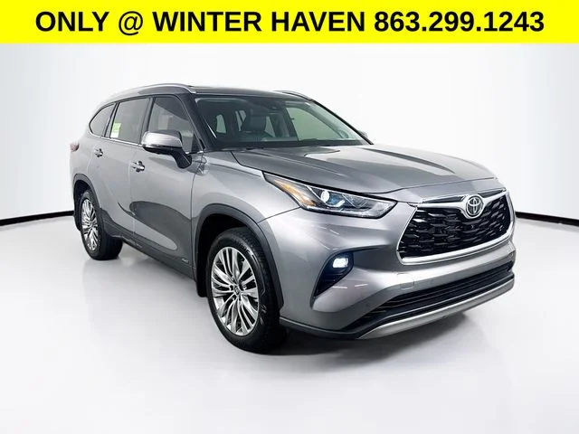 Used 2026  Toyota Platinum image 1