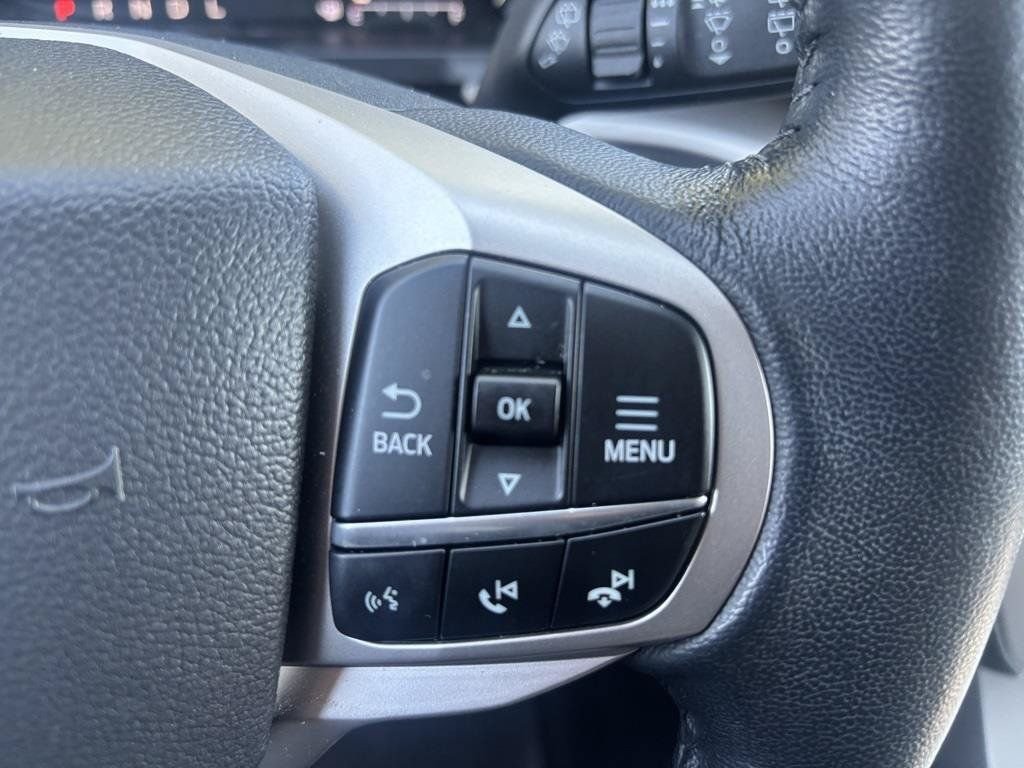 Certified Used 2022 Silver Metallic Ford XLT image 29