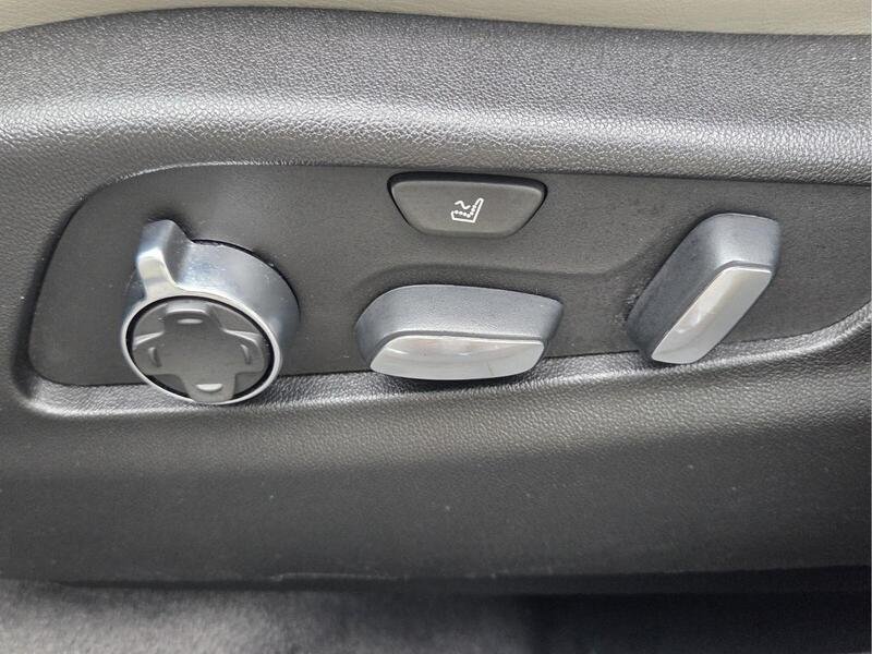 Used 2019 Atlantic Metallic CADILLAC FWD 4DR PREMIUM LUXURY image 16