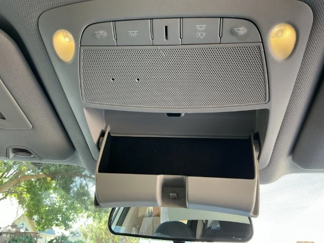Used 2018 Silver Nissan SV image 29