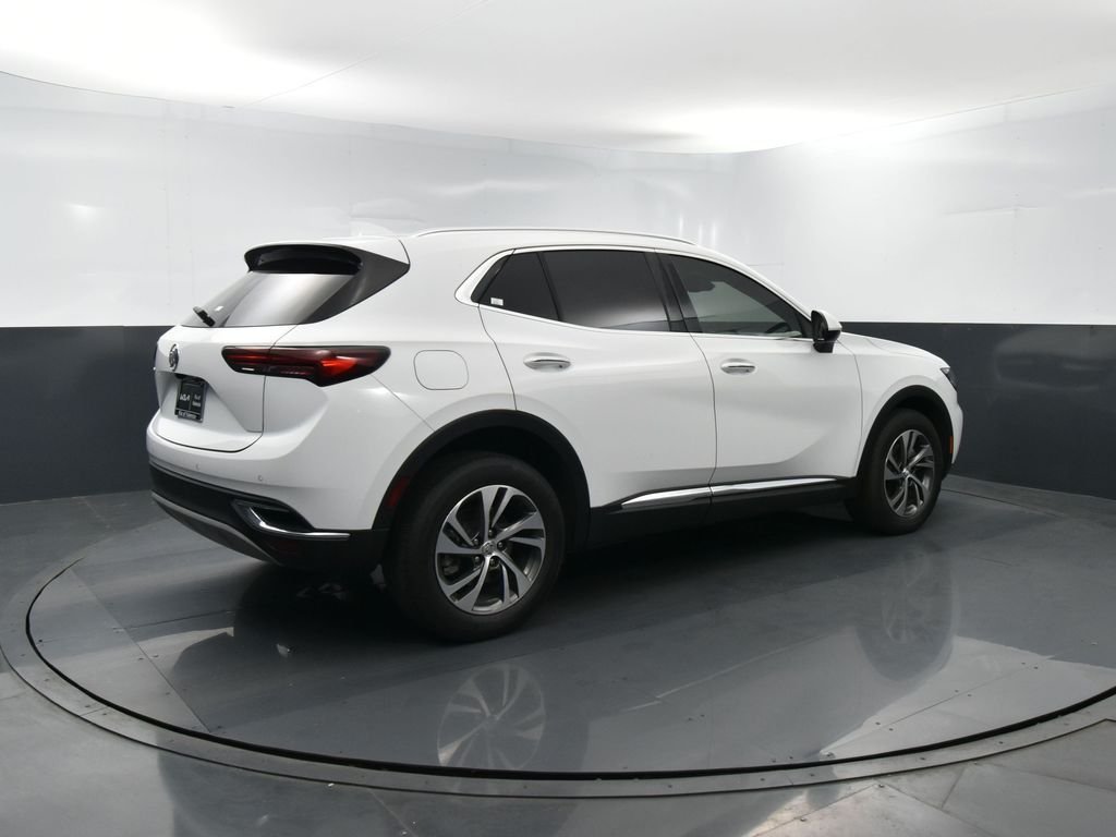 Used 2023 Summit White Buick Essence image 28