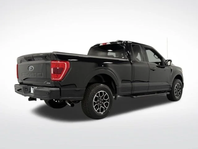 Used 2021 Black Ford XLT image 9