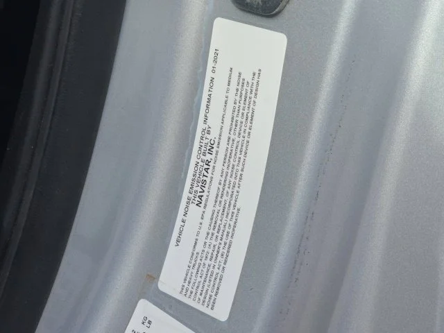 Used 2021 Silver Chevrolet Work Truck image 39
