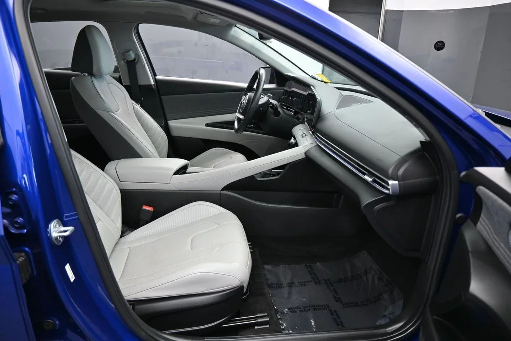 Used 2023 Blue Hyundai Limited image 43