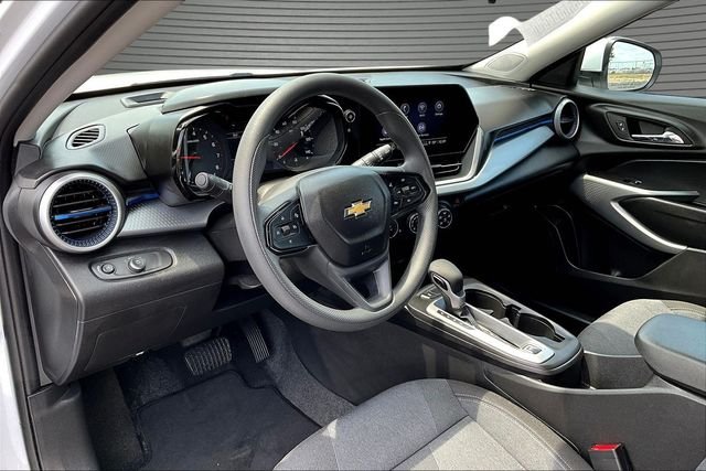 Used 2026 White Chevrolet LS image 15