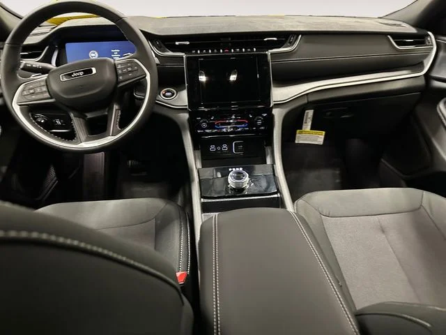 2025 Jeep Grand Cherokee Laredo - Photo 10