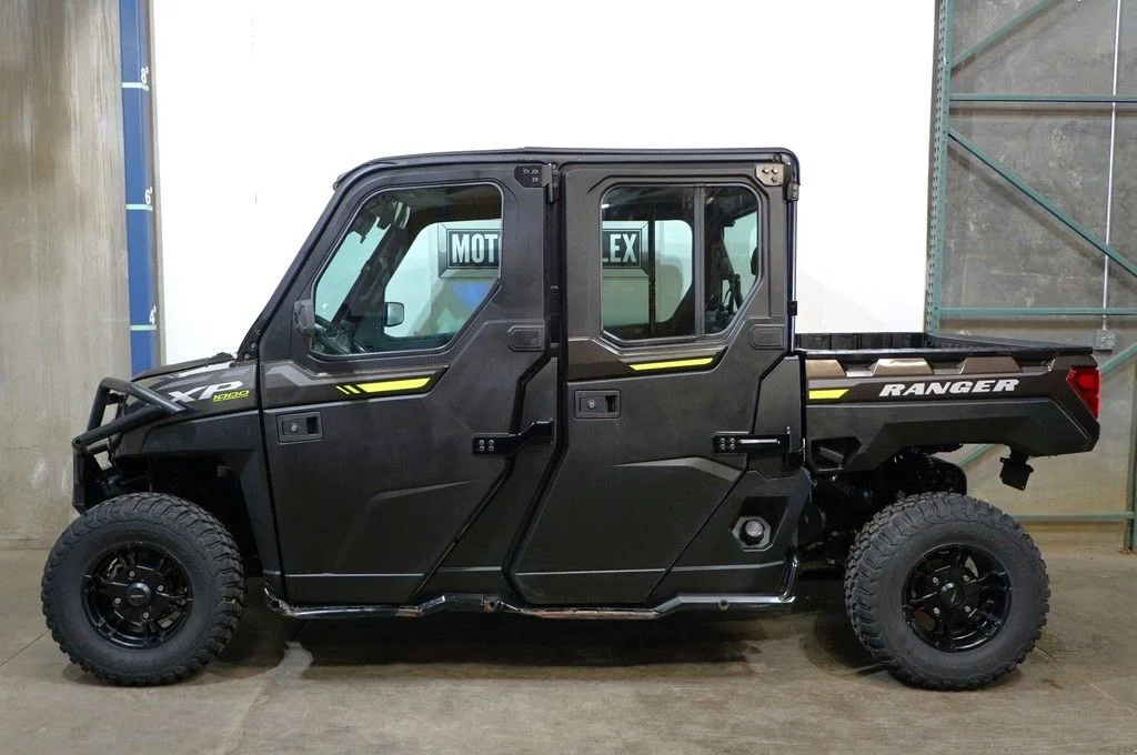 Used 2023 GRAY Polaris  image 1