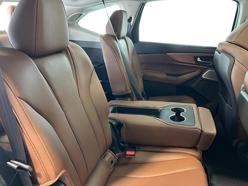 New 2026 Liquid Carbon Metallic Acura w/Technology Package image 39