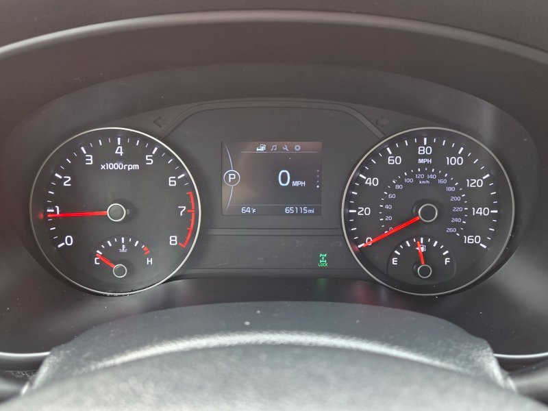 Used 2018 Red Kia LX image 27
