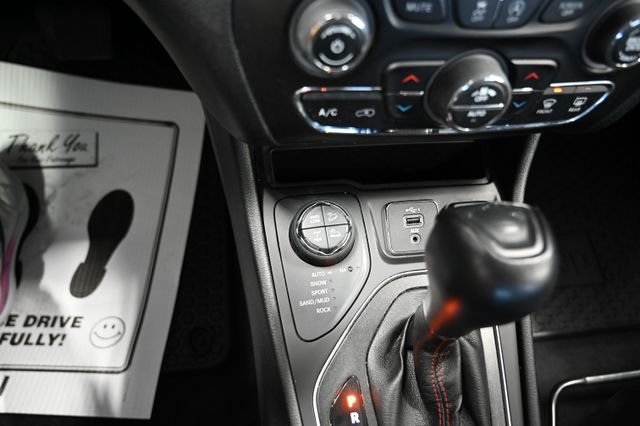 2022 Jeep Cherokee Trailhawk - Photo 20